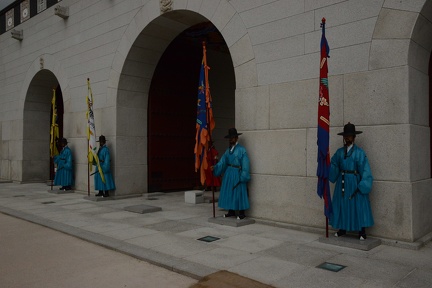 Gwanhwamun Gate Guards2